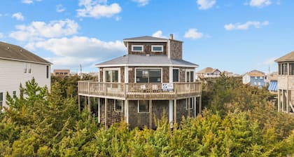 Oceanfront Dog Friendly Home w/ Shuffleboard, Smart TV, and Direct Beach Access