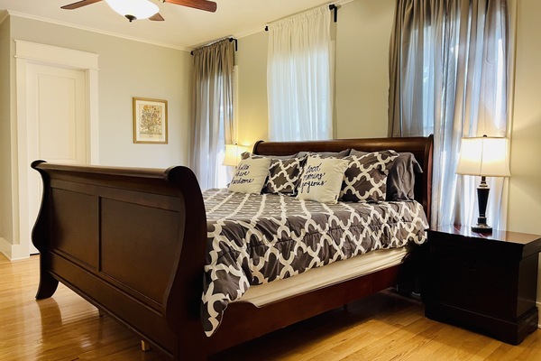 8 bedrooms, iron/ironing board, free WiFi, bed sheets