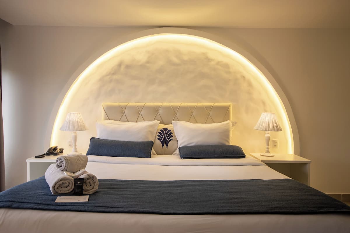 1 bedroom, minibar, in-room safe, desk