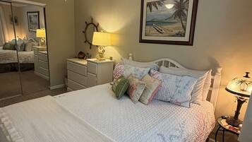 3 habitaciones, tabla de planchar con plancha, wifi y ropa de cama