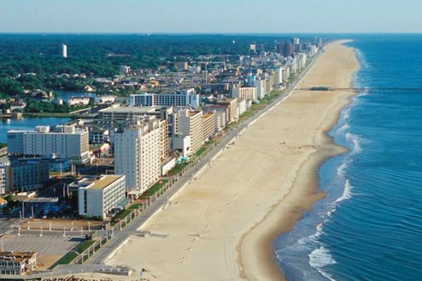 Beach nearby, sun-loungers