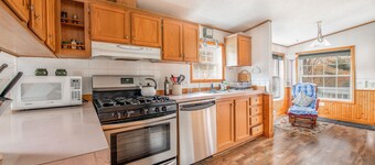 Cottage delizioso aggiornato, 5 min. da Hunter Mountain! Letto king size! Nuovi bagni!