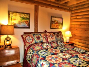 3 Schlafzimmer, Schreibtisch, Bügeleisen/Bügelbrett, kostenloses WLAN