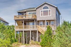 Exterior - Oceanfront Dog Friendly Home in Salvo with Hot Tub and Easy Beach Access (Salvo)