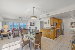 Interior - Island House Beach Resort 5N (Siesta Key)