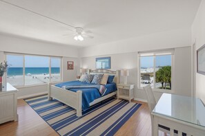 2 bedrooms, iron/ironing board, WiFi, bed sheets - Island House Beach Resort 5N (Siesta Key)
