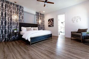 8 bedrooms, iron/ironing board, Internet, bed sheets