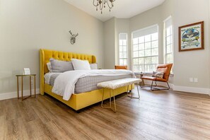 8 sovrum, strykjärn/strykbräda, internet och sängkläder