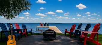 Schönes Cottage am Wasser (Lake Simcoe)
