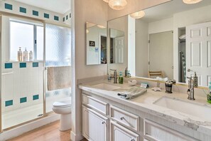 Amenidades de baño gratuitas y toallas