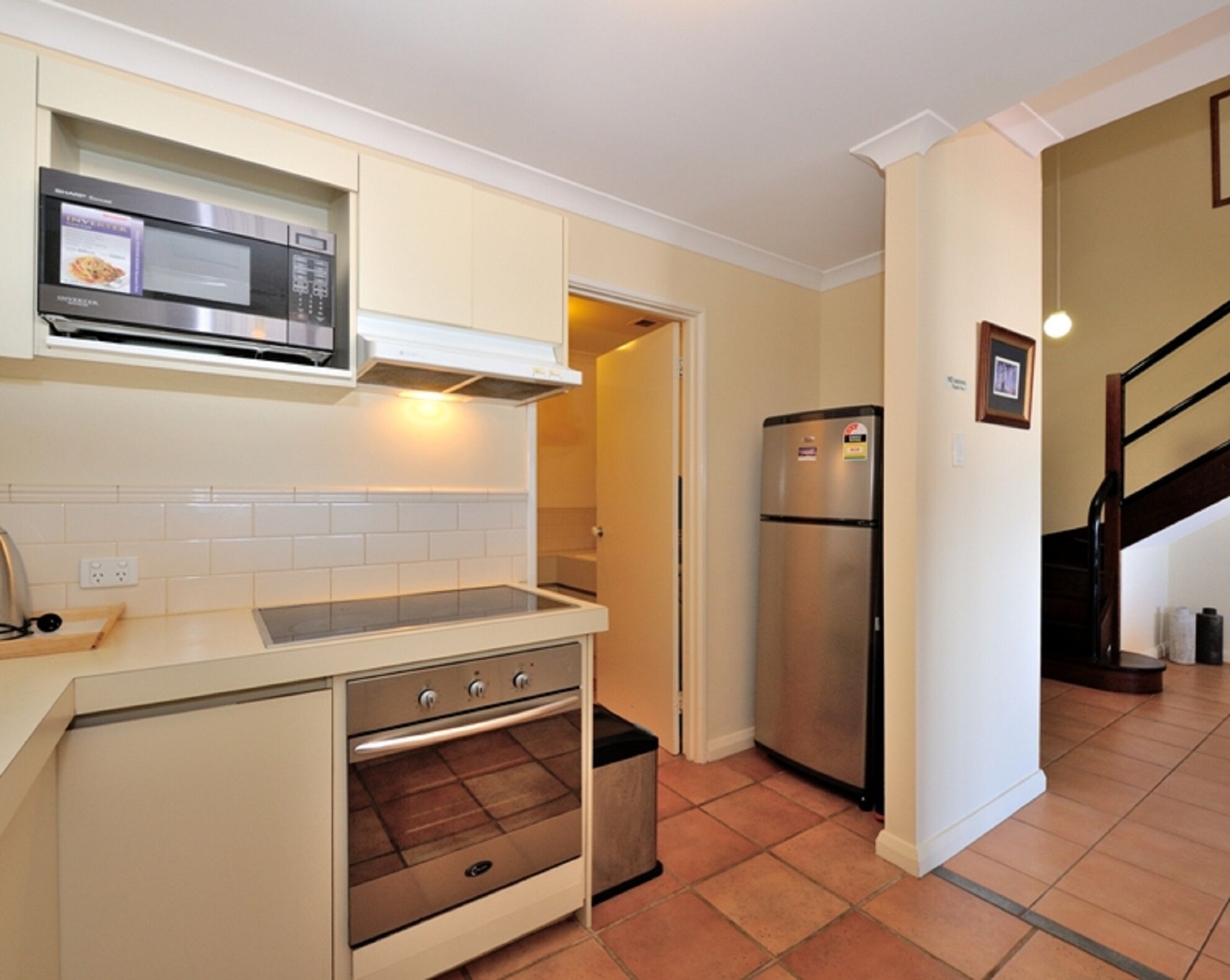 Great value 2 bedroom apartment in the heart of South Fremantle — image 21