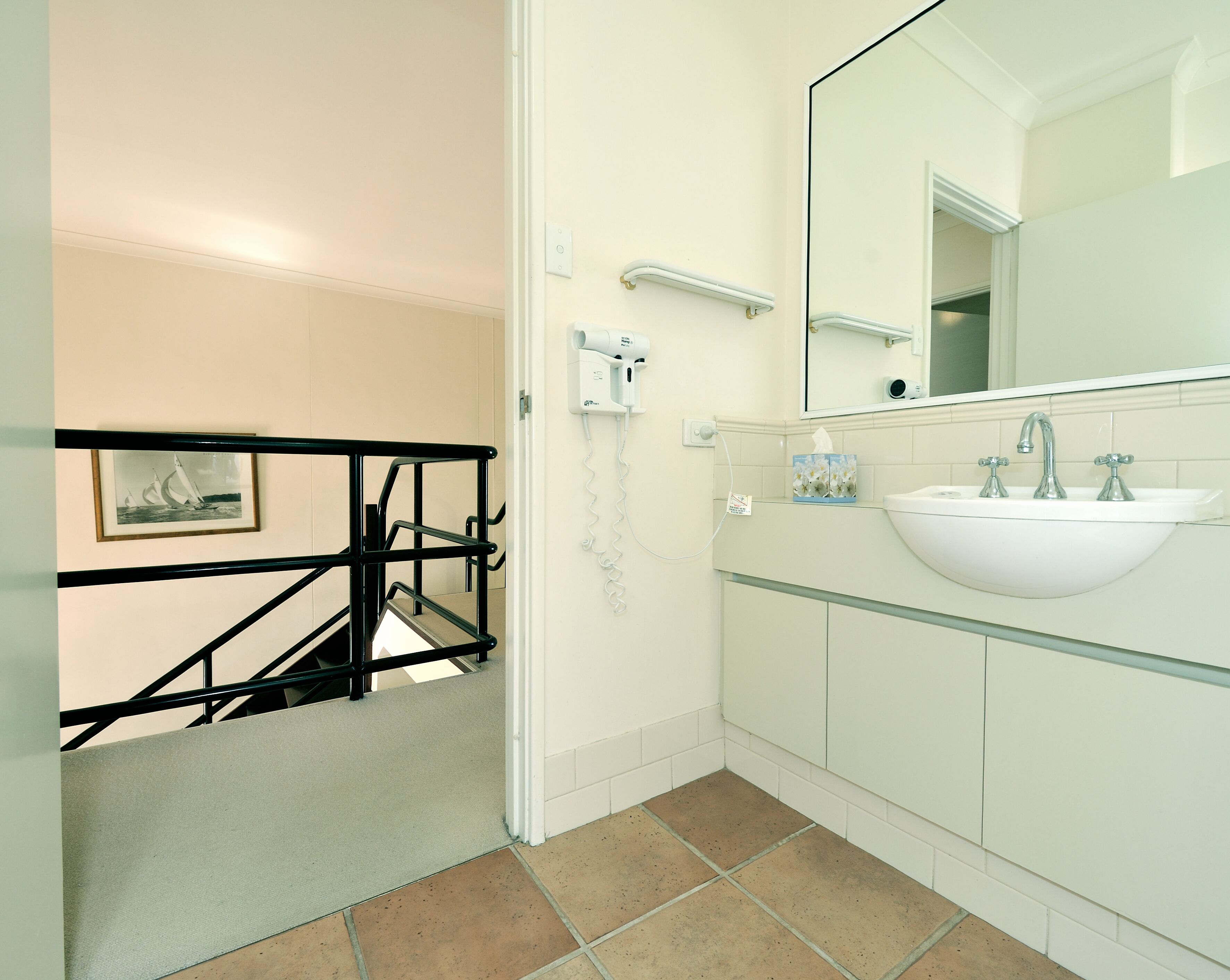 Great value 2 bedroom apartment in the heart of South Fremantle — image 23