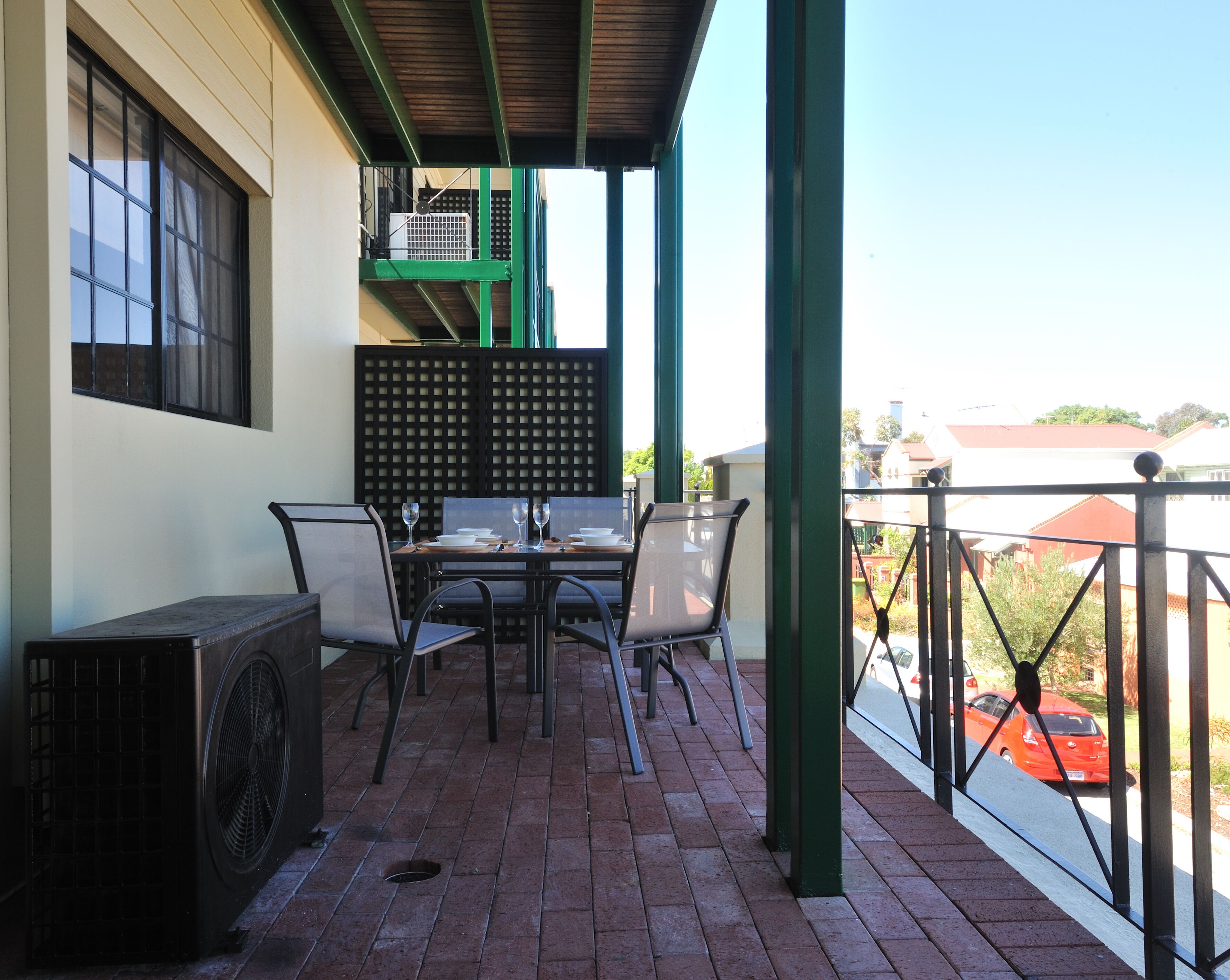 Great value 2 bedroom apartment in the heart of South Fremantle — image 12