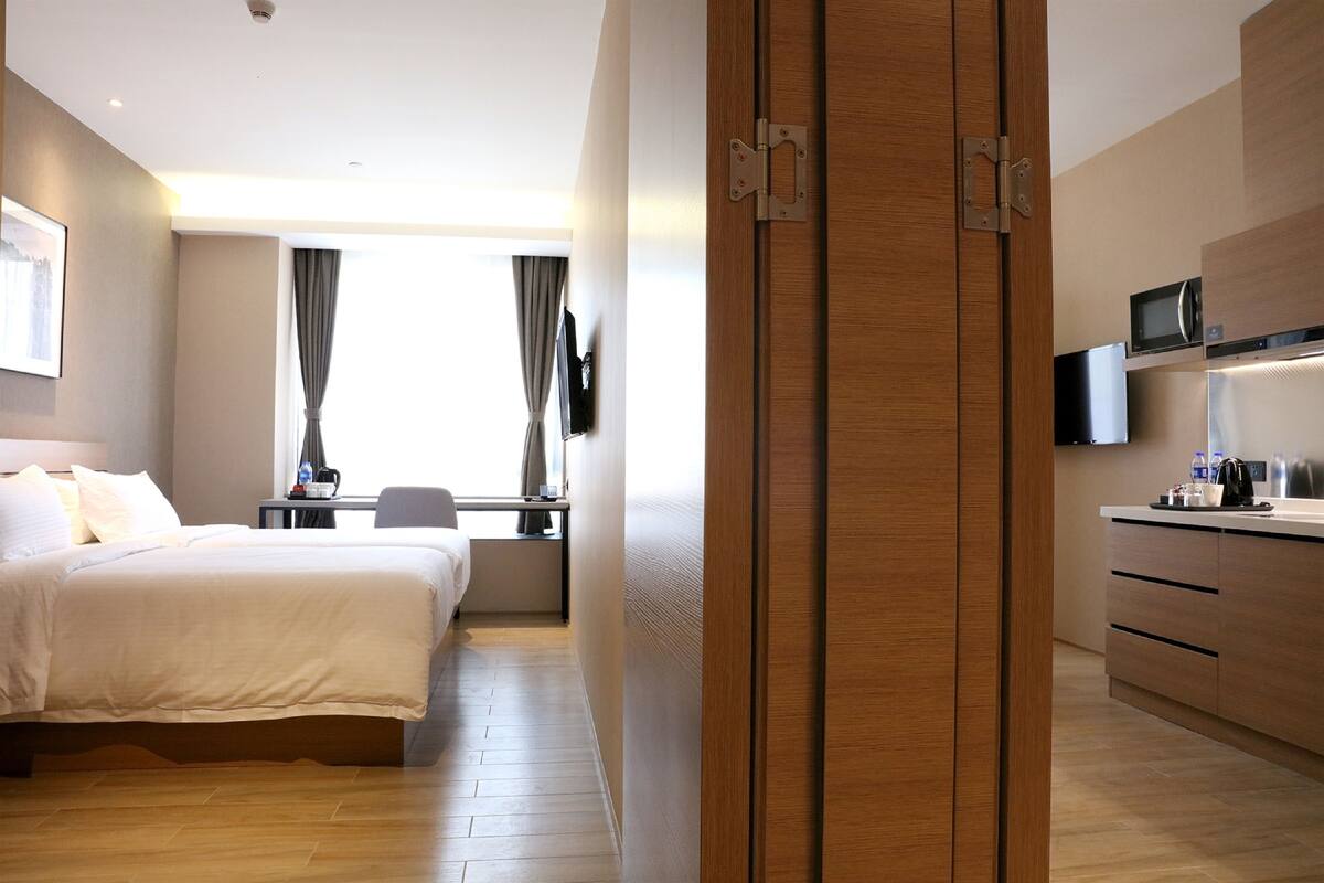 ห้องเอ็กเซกคิวทีฟทวิน | โต๊ะทำงาน, ผ้าม่านกันแสง, ห้องเก็บเสียง, Wi-Fi ฟรี