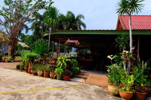 Exterior - Techno Riverview Resort (Kamphaeng Phet)