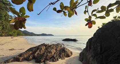 Beach Jungle Koh Chang