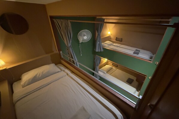 Premium Shared Dormitory, Mixed Dorm | Free WiFi - Beach Jungle Koh Chang (Ko Chang)