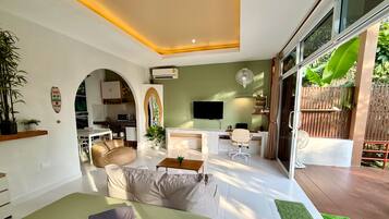 Superior Bungalow - Large Garden View (Ensuite) | Kostenloses WLAN, Bettwäsche