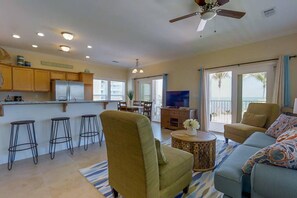 スマートテレビ、DVD プレーヤー