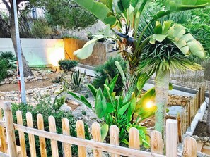 Property grounds - AMAZING HOUSE PRIVATE POOL HUGE GARDEN! (Roda de Berà)