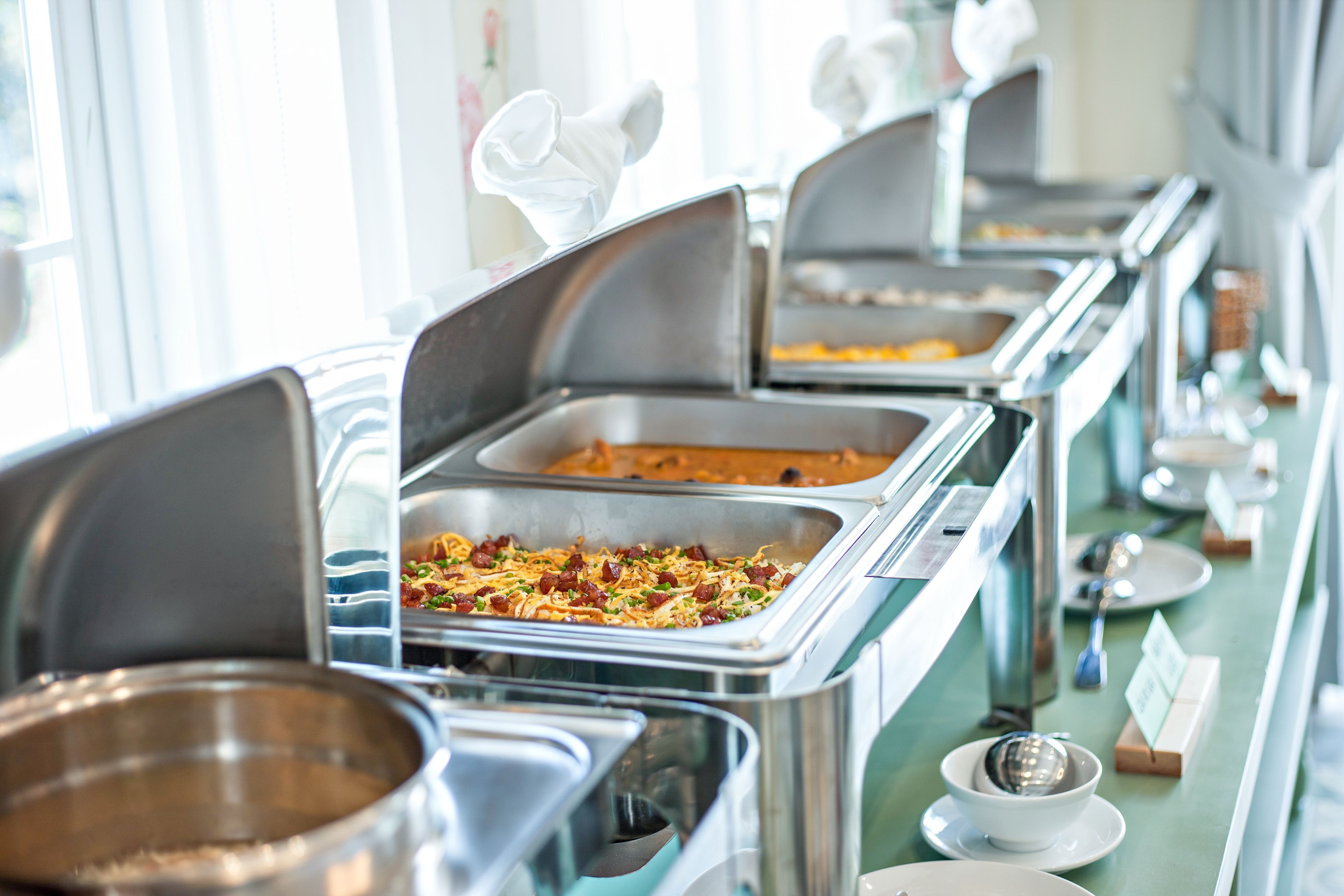 Tägliches inbegriffenes großes Frühstück
