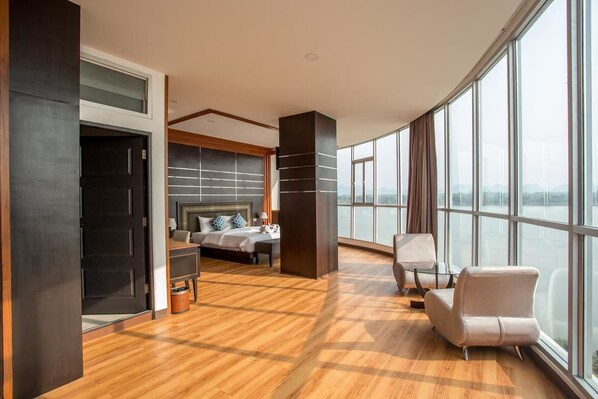 Tallelokero huoneessa, yksilöllisesti sisustettu