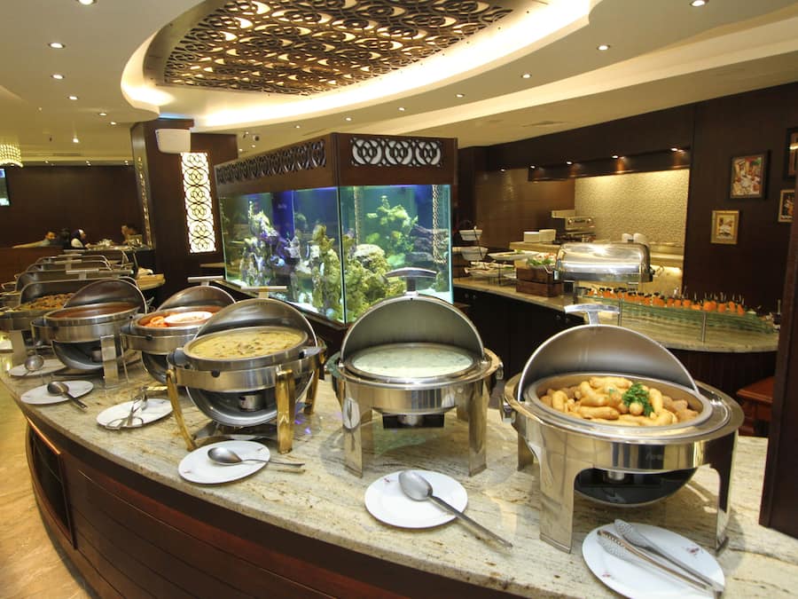 Breakfast and dinner served, international cuisine