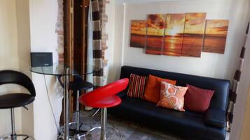 Cottage, Beberapa Tempat Tidur, Bebas Asap Rokok, pemandangan laut | Area keluarga | TV layar datar dan perapian