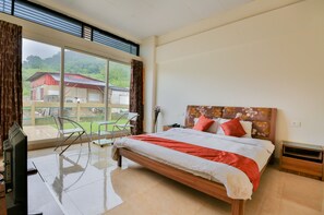 1 bedroom, soundproofing, bed sheets - Rainforest Resort and Spa, Igatpuri -Nature's Luxury Awaits (Igatpuri)