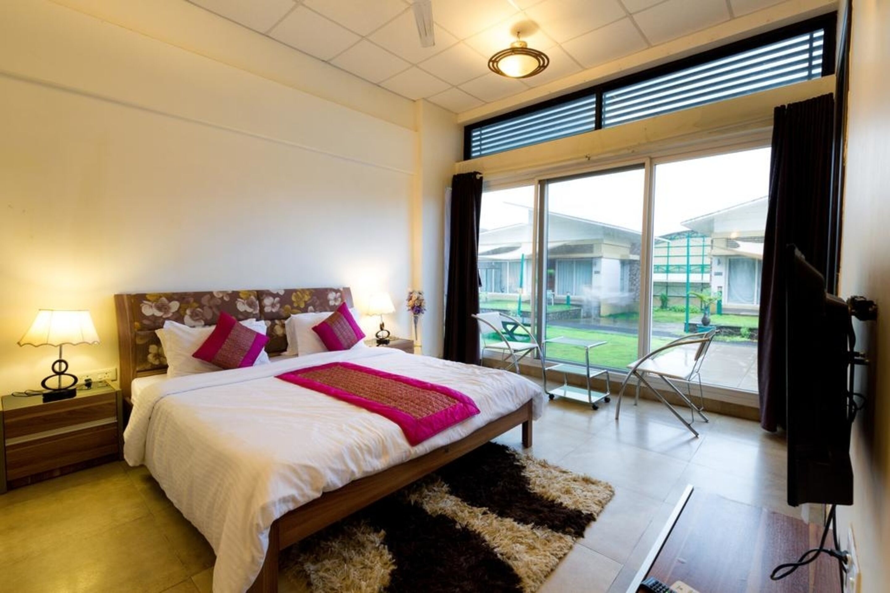 1 quarto, quartos à prova de som, roupa de cama