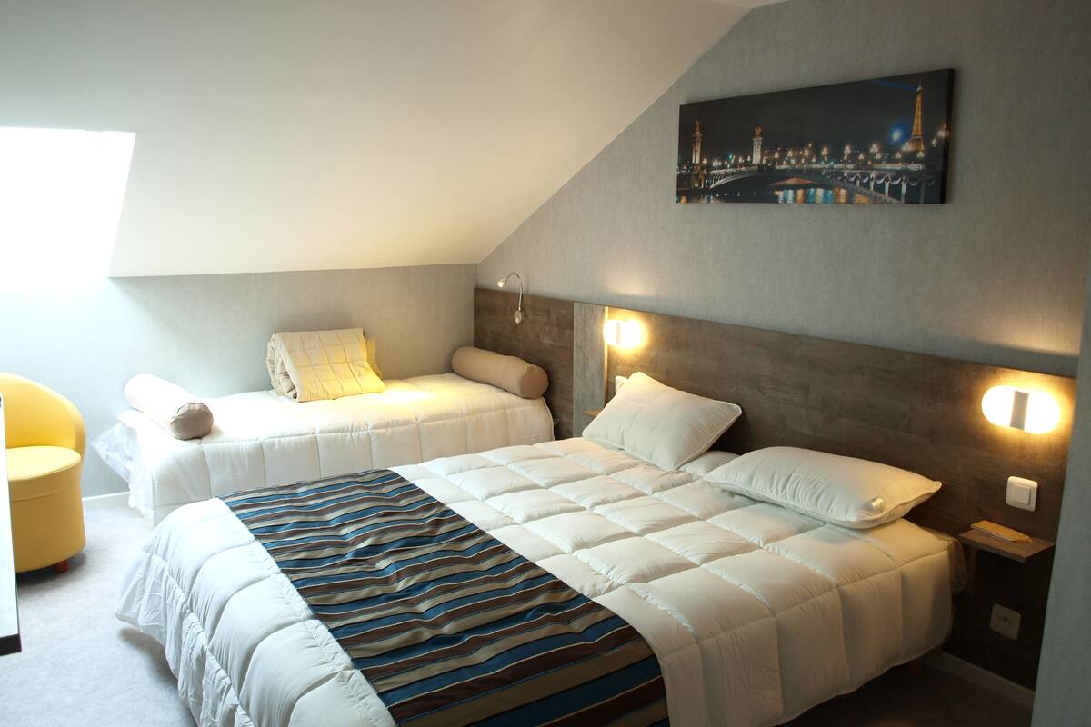 أغطية فراش متميزة وبديكورات فريدة لكل غرفة ومكتب وستائر تعتيم