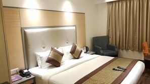 Superior Room, 1 Queen Bed - Hotel Superb New Delhi Railway Station (New Delhi)