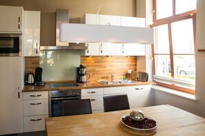 Fridge, microwave, highchair