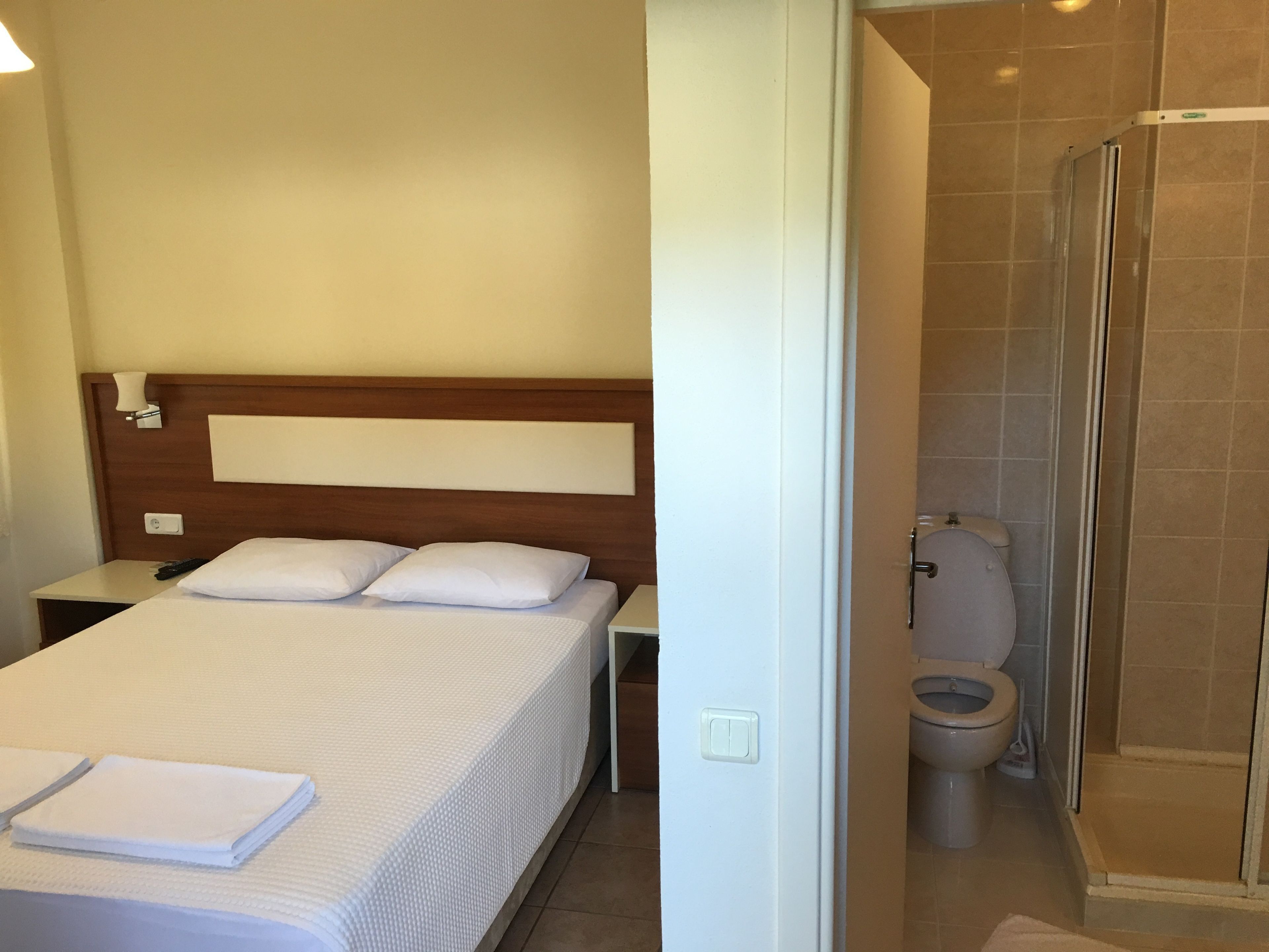 In-room safe, desk, free WiFi, bed sheets