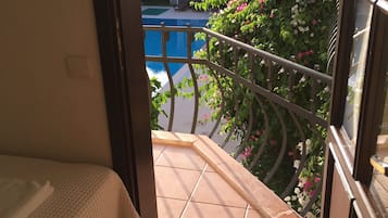 Standard Double Room | Balcony