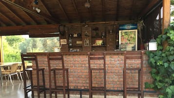 Bar (en el alojamiento)