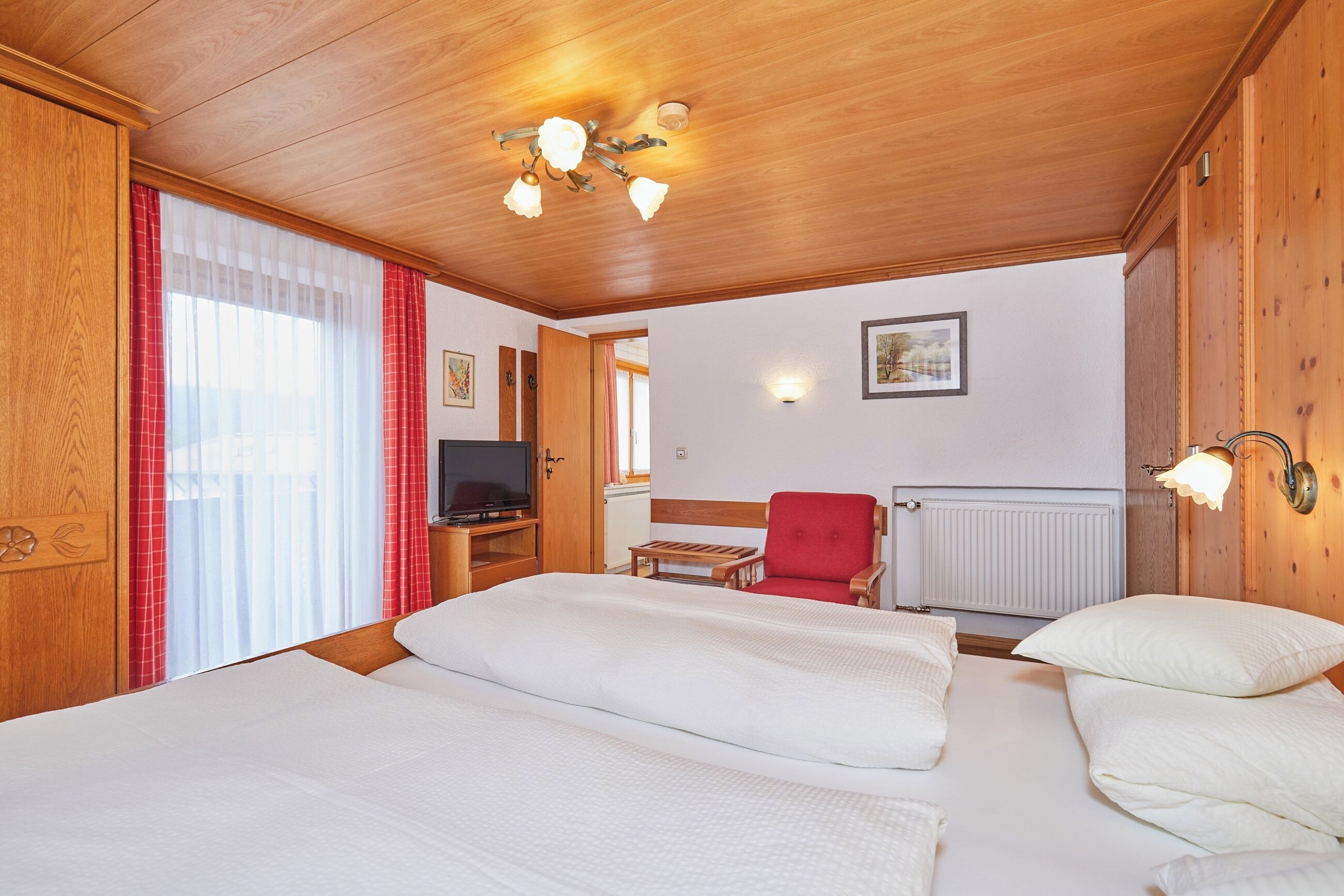 1 bedroom, internet, bed sheets