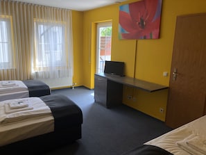 Habitación doble | Wifi gratis y ropa de cama 