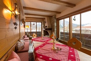 Dining - Apartment Zellerberg 40 sqm, balcony, kitchen, WLAN, 1 bedroom and 1 living room (Ruhpolding)
