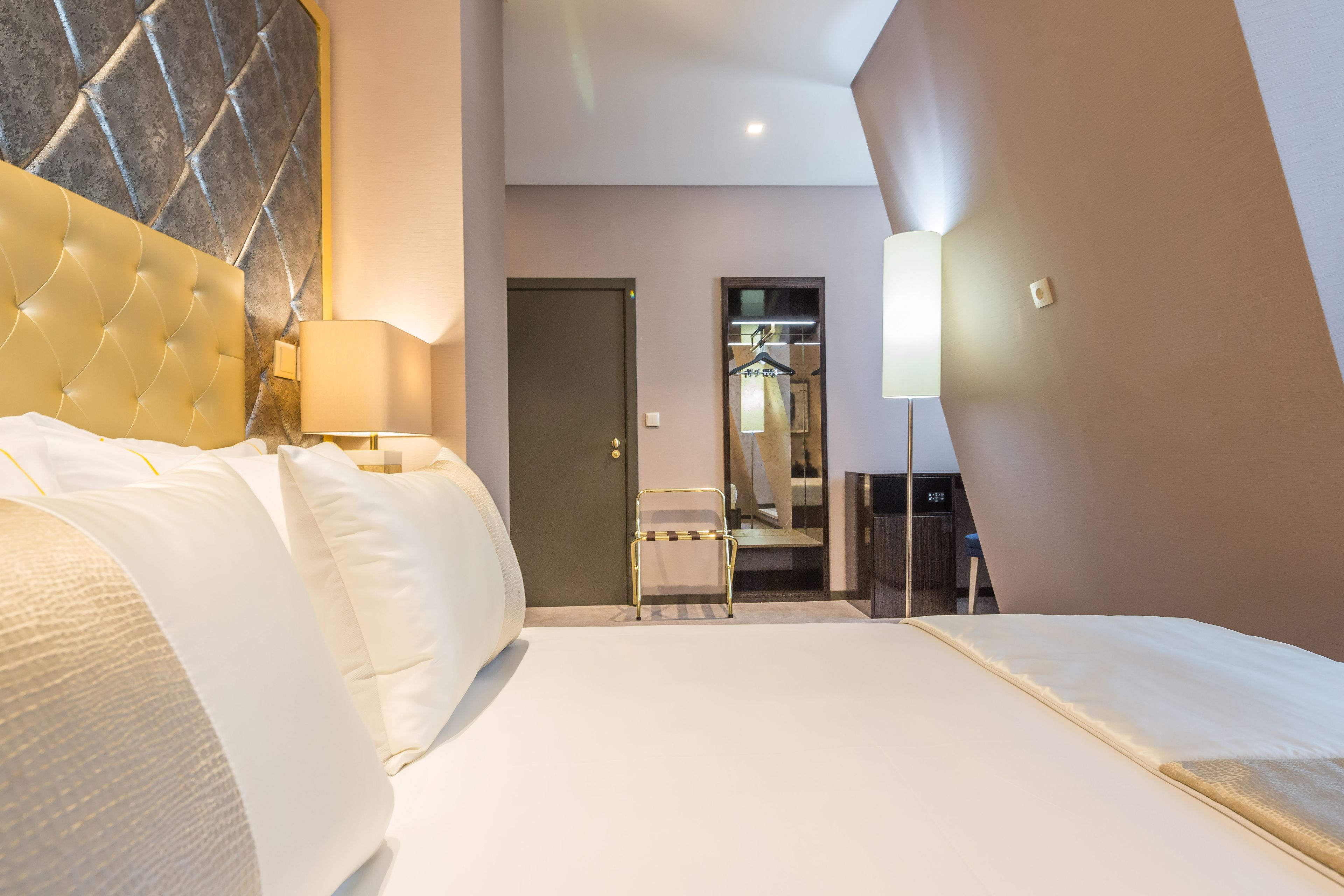 minibar, in-room safe, blackout curtains, soundproofing