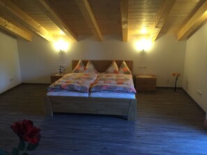 2 bedrooms, Internet, bed sheets