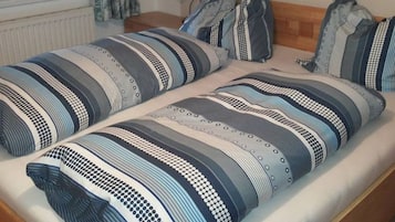 2 bedrooms, WiFi, bed sheets