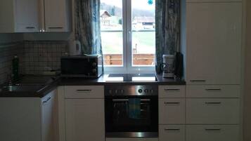 Microwave, oven, dishwasher