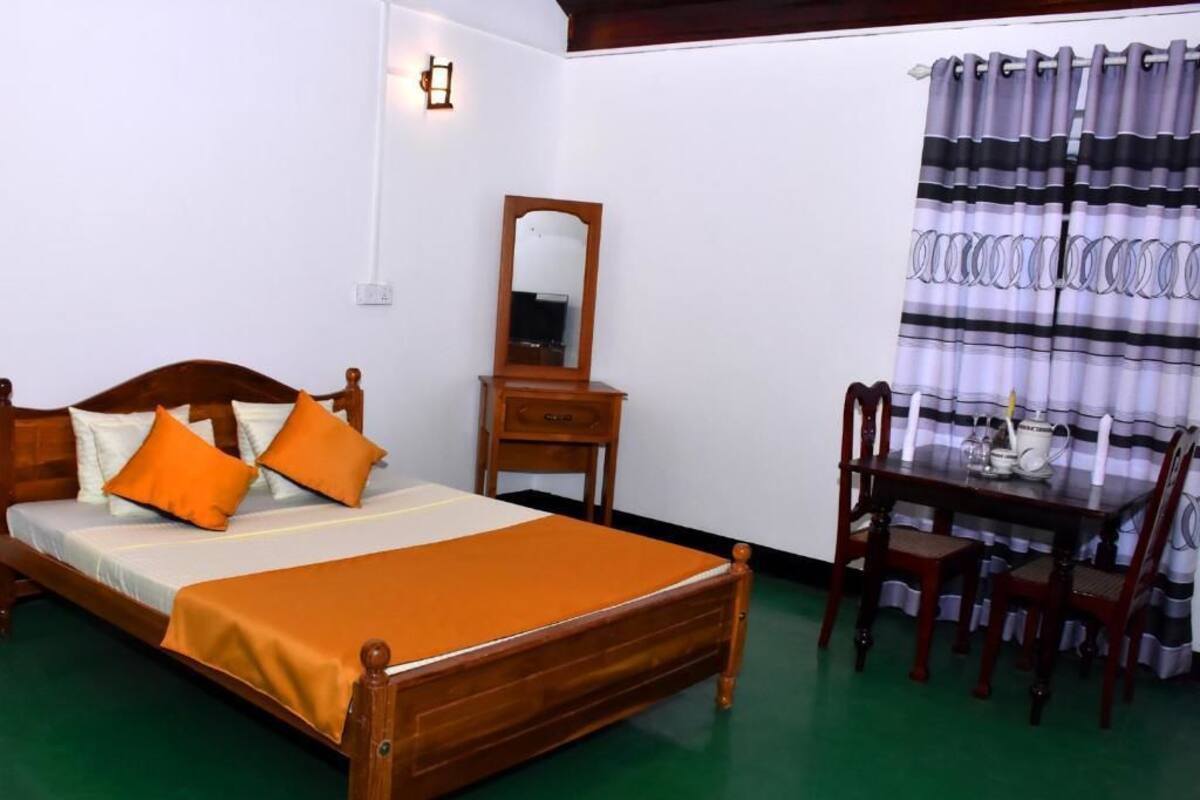 Habitación Confort, 2 camas matrimoniales, vista a la montaña | Servicios de la habitación