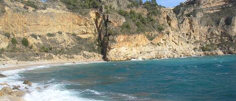Plage à proximité, chaise longue