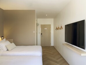 Superior Twin Room Only | Skrivebord for bærbar PC, blendingsgardiner og wi-fi (inkludert)