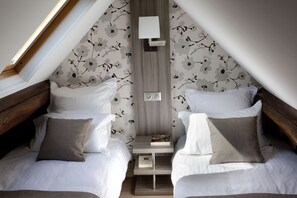 Apartment, Private Bathroom (Romanée) | 1 bedroom, Egyptian cotton sheets, premium bedding, down comforters - Vign 'appart (Nuits-Saint-Georges)