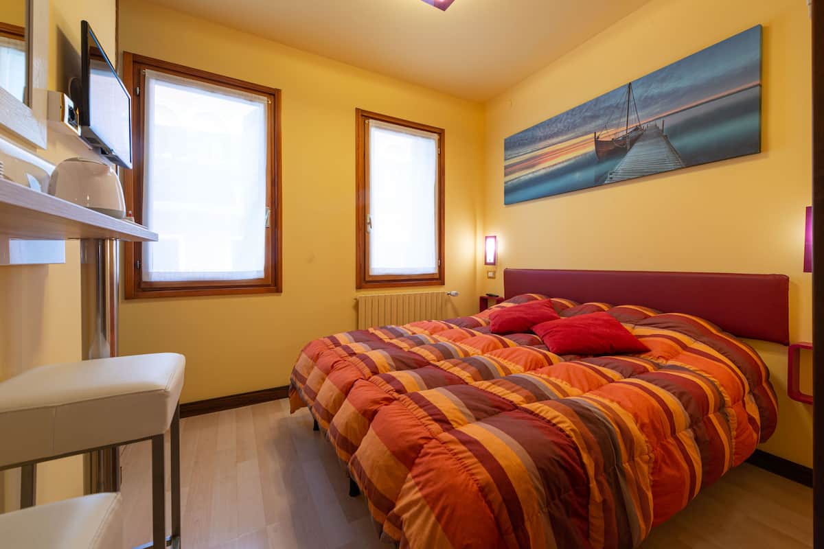 Standard Double Room | 浴室 | 吹風機、坐浴桶