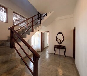 Living area - Surf Bay Villa (Dikwella)