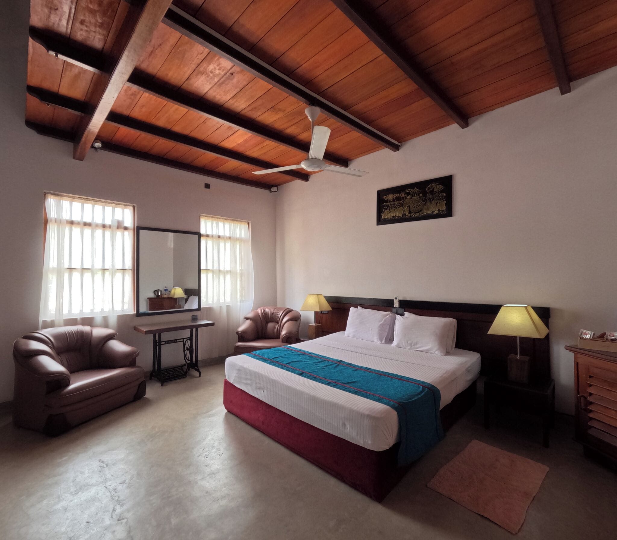 Villa Confort, varias camas | 1 habitación, ropa de cama de alta calidad, minibar y escritorio 